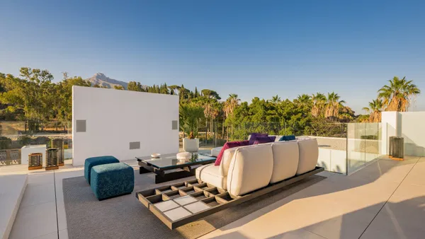 Exceptional property with luxury details on the exclusive Golden Mile, Marbella