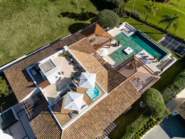 Impressive villa in prime frontline golf location in Aloha, Nueva Andalucia
