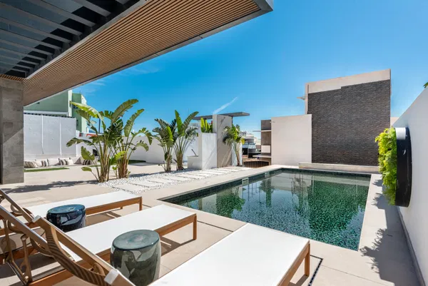 Stunning villa with rooftop solarium and spectacular views in Riviera del Sol