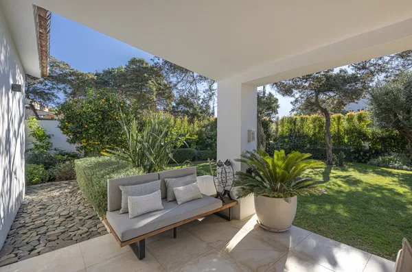Elegant beachside villa in Marbesa: private and tranquil living just steps away from the beach