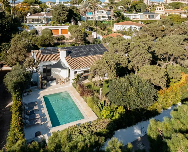 Elegant beachside villa in Marbesa: private and tranquil living just steps away from the beach