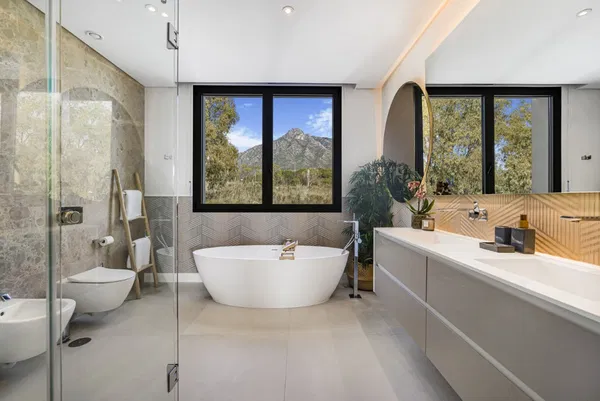 Stunning large contemporary style villa on Marbella's Golden Mile