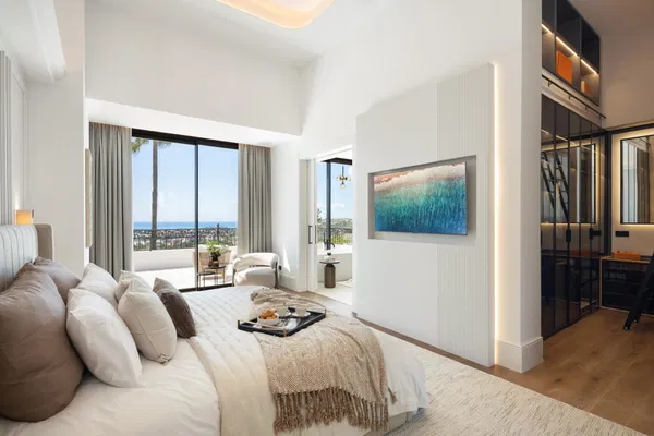 Modern villa with Mediterranean elegance in Los Arqueros, Benahavís