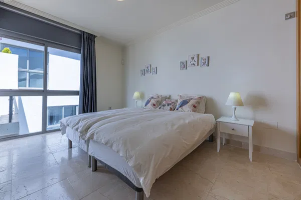 Penthouse in a privileged setting with panoramic views of the sea and golf course in Los Flamingos, Benahavís