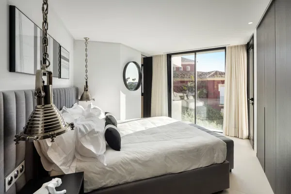 Incredible contemporary villa in El Herrojo Alto, Benahavís