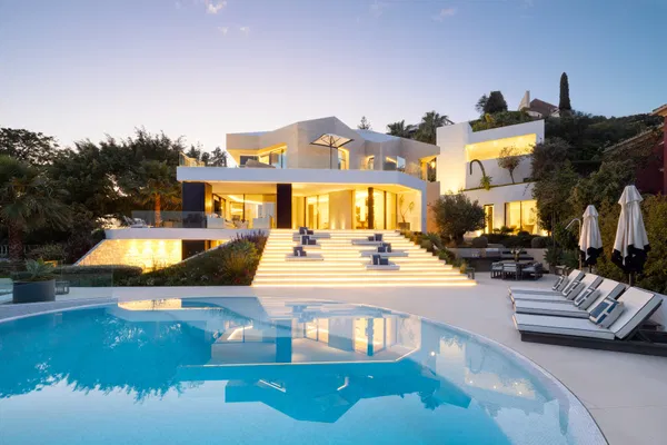 Incredible contemporary villa in El Herrojo Alto, Benahavís