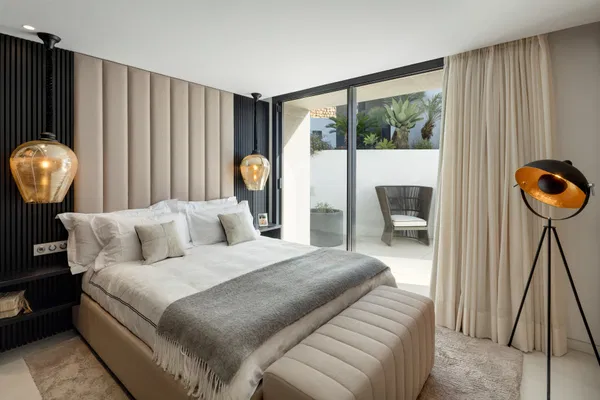 Incredible contemporary villa in El Herrojo Alto, Benahavís