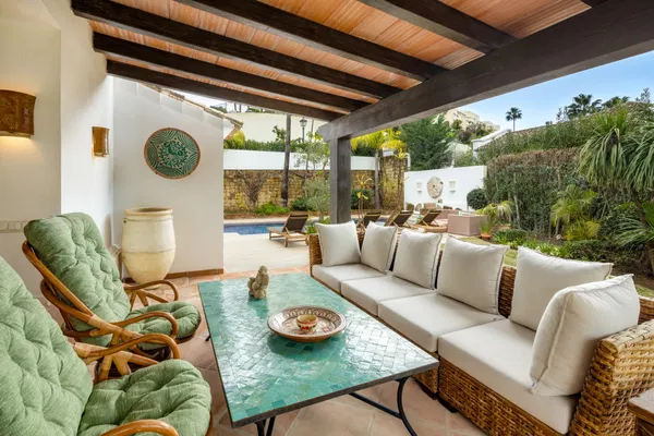 Charming Mediterranean Andalusian style villa in frontline golf in La Quinta, Benahavis