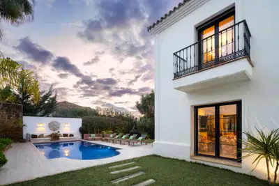Charming Mediterranean Andalusian style villa in frontline golf in La Quinta, Benahavis