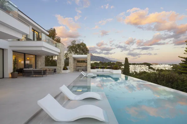 Magnificent villa with panoramic views in La Quinta in a gated and private community, La Quinta, Benahavis