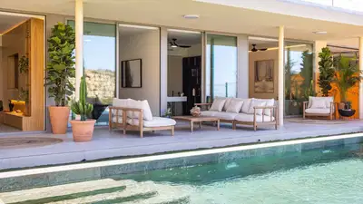 An oasis of calm: ground floor with private garden and pool in El Higuerón, Fuengirola