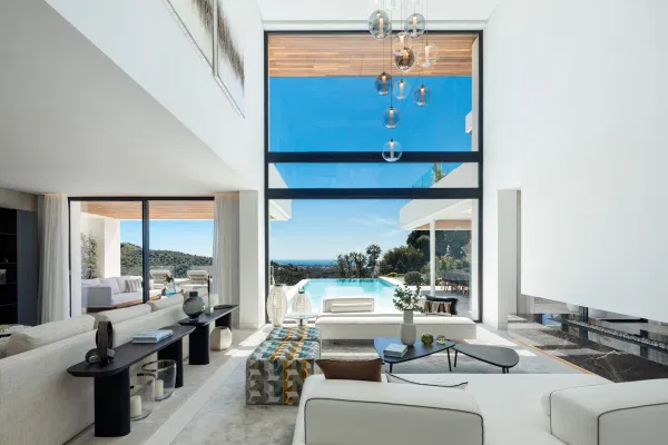 Villa with open panoramic views to the sea, in Real de La Quinta, Benahavis