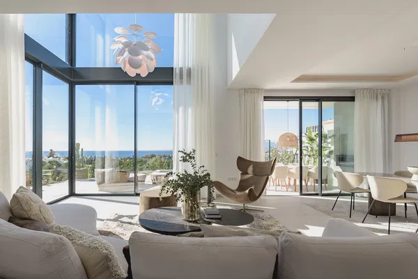Stunning villa with panoramic views in Río Real, Marbella