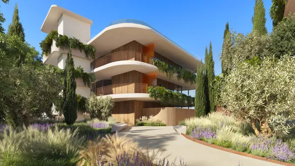 Style, comfort and security in this luxury apartment in El Higuerón, Fuengirola
