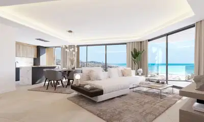 Contemporary luxury apartment with a private pool and sea views, Málaga East