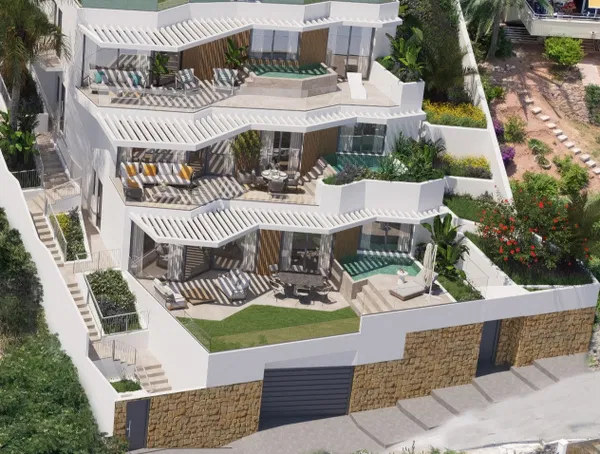 Contemporary luxury apartment with a private pool and sea views, Málaga East