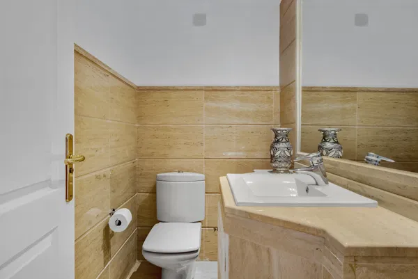 Elegant 3 Bed Apartment with Sea views in Albatros Hills, Nueva Andalucia