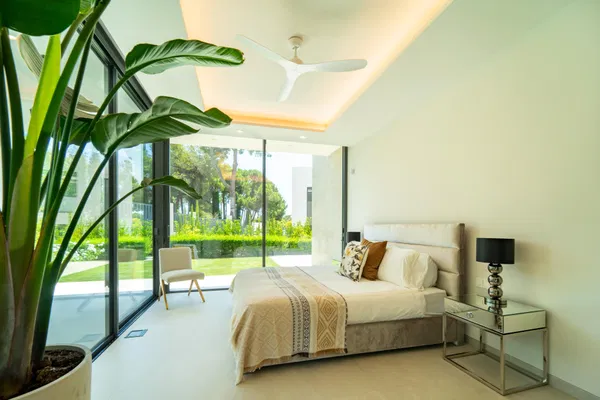 Magnificent 5-Bedroom Villa in La Carolina, Marbella’s Golden Mile