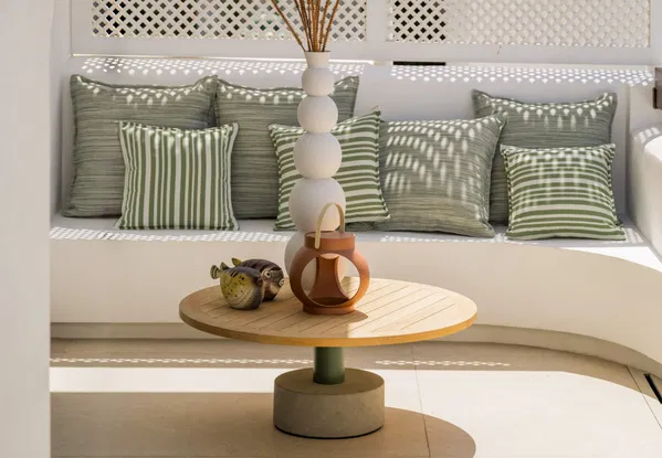 Refined, newly remodelled apartament on the beachfront in Los Monteros Palm Beach, Marbella East