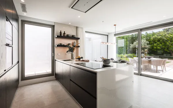 Brand new, modern and mediterranean villa on the New Golden Mile, Estepona