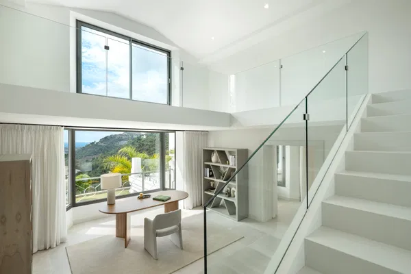 Wonderful Andalusian-style contemporary villa with stunning sea views in El Madroñal, Benahavís