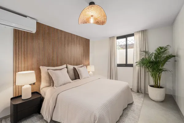 Fully renovated villa in Altos del Rodeo, Nueva Andalucia