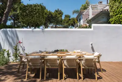 Fully renovated villa in Altos del Rodeo, Nueva Andalucia