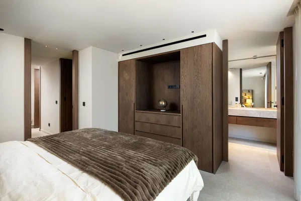Centauro 15: A Balinese-style oasis villa in the heart of the Golf Valley in Nueva Andalucía