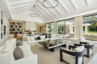 Impressive villa on the front line of the golf course at Las Brisas, Nueva Andalucía