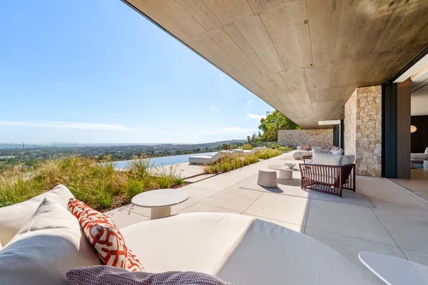 Impressive panoramic sea view villa in El Herrojo Alto, Benahavís