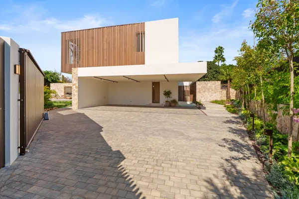 Mediterranean exclusivity at its finest in the heart of Marbella’s Golden Mile, Marbella