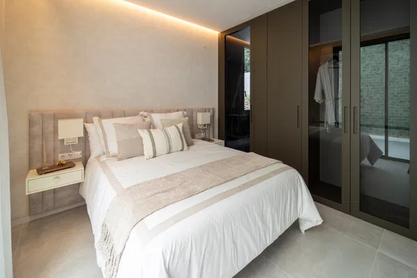Incredible new-build luxury villa with panoramic views in El Paraiso, Estepona East