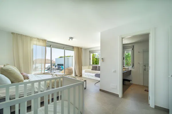 Fantastic villa for rent, available only in summer, at Los Naranjos Golf Club, Puerto Banús