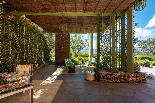 Villa La Mandaluz, a unique and inspiring home where art and architecture converse, surrounded by protected countryside in Ronda, Málaga