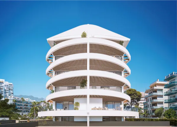 Modern penthouse with front sea views next to Puerto Marina, Benalmadena, Málaga
