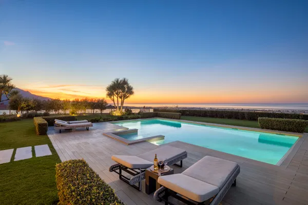 Stunning mediterranean villla with impressive views in Monte Halcones, Benahavís