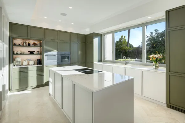 Stunning mediterranean villla with impressive views in Monte Halcones, Benahavís