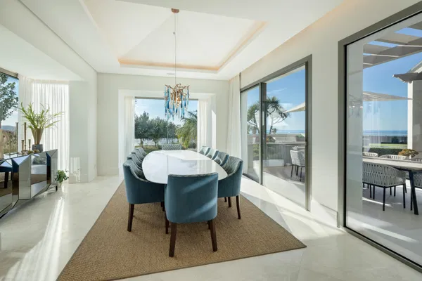 Stunning mediterranean villla with impressive views in Monte Halcones, Benahavís