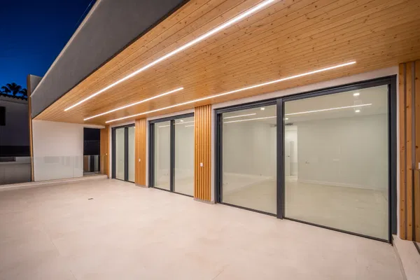 Comtemporary Style Villa with Sea Views in Benalmádena Costa, Málaga