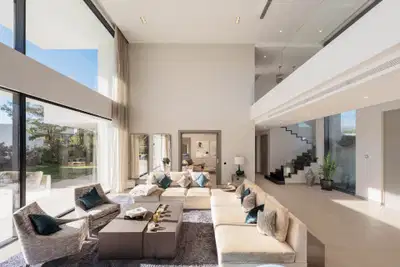 Elegant contemporary villa with sea views in the gated community of El Madroñal, Benahavís