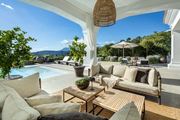 Exclusive mansion with panoramic views of the sea and coastline at Marbella Golf Club Resort, Benahavís