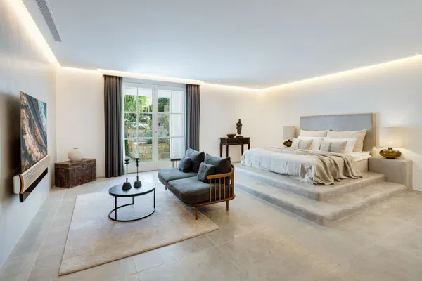Exclusive mansion with panoramic views of the sea and coastline at Marbella Golf Club Resort, Benahavís