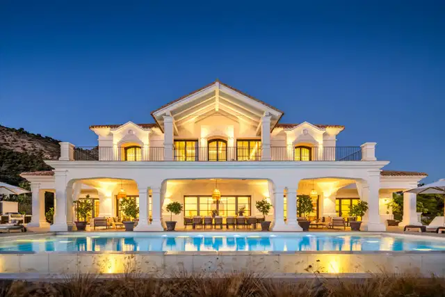 Exclusive mansion with panoramic views of the sea and coastline at Marbella Golf Club Resort, Benahavís