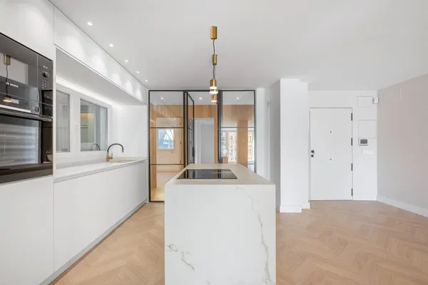 Elegant city apartment with Sea views, Málaga