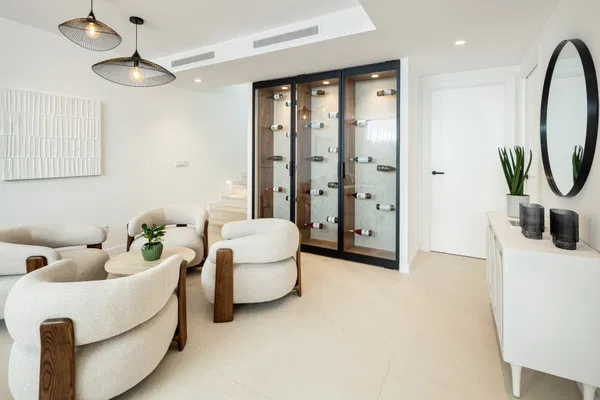 Stunning villa in the prestigious area of Pinares de San Anton, Málaga