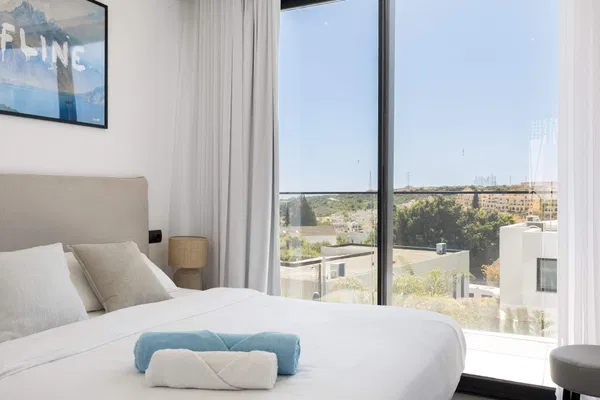 Modern villa with open golf views in Valle Romano, Estepona West