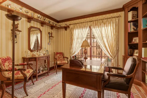 Traditional Andalusian frontline golf villa in Guadalmina Alta, Marbella
