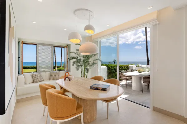 Refined beachfront living in Alcazaba Beach, Estepona