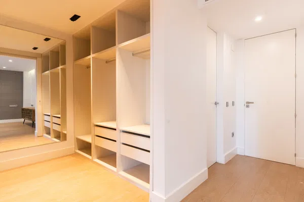 Modern apartment in the heart of Malaga city just one step away to the beach, La malagueta, Málaga