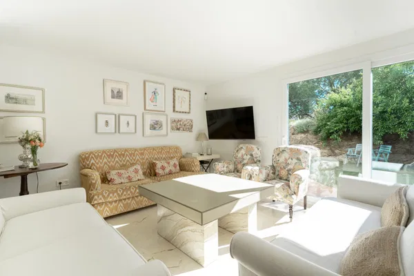 Renovated elegance in Añoreta golf, Rincon de la Victoria, Málaga